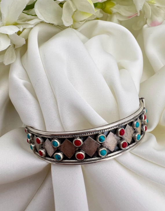 Turquoise Coral Twist Kada