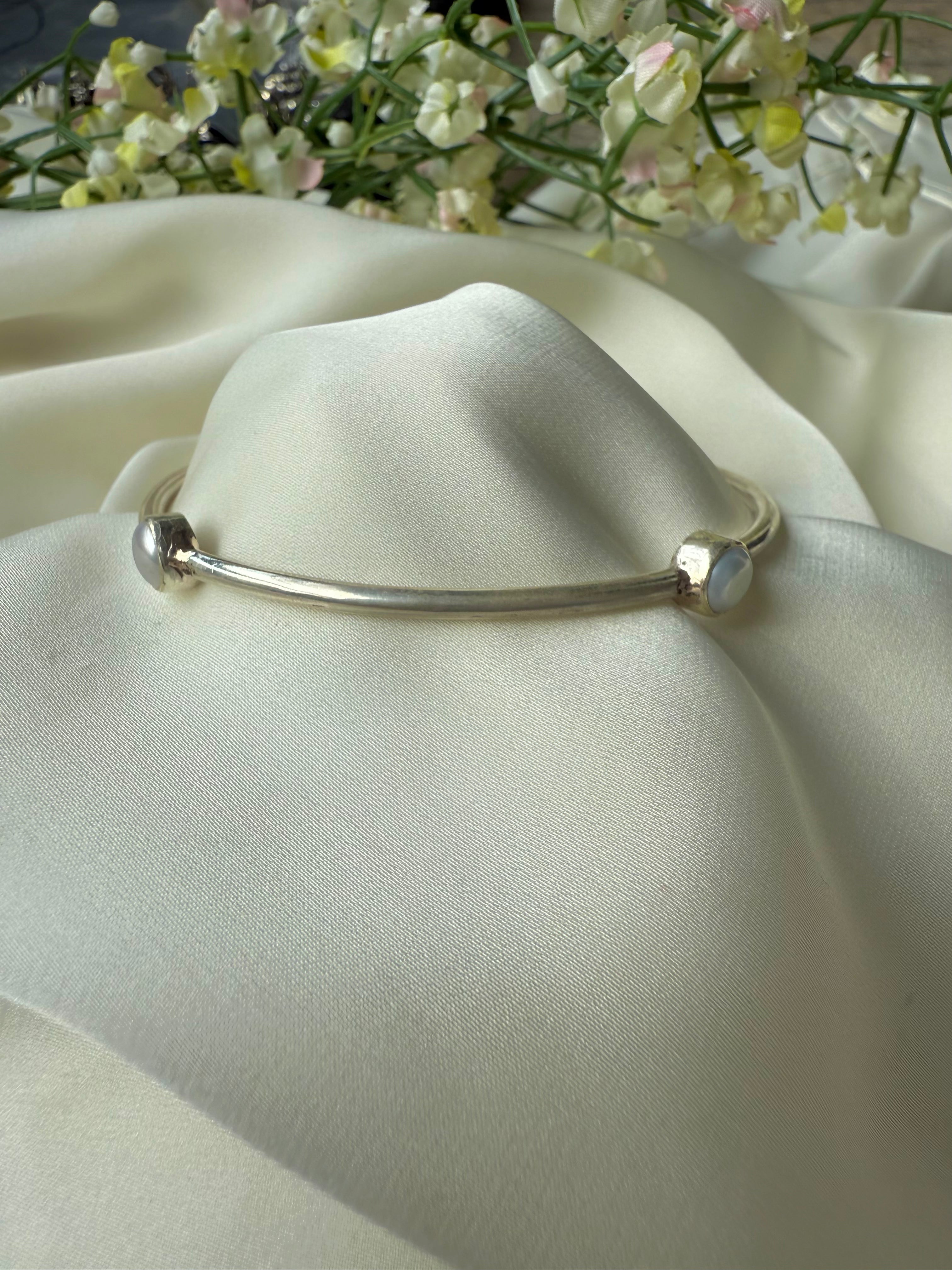 Chaar Moti Sleek Kada