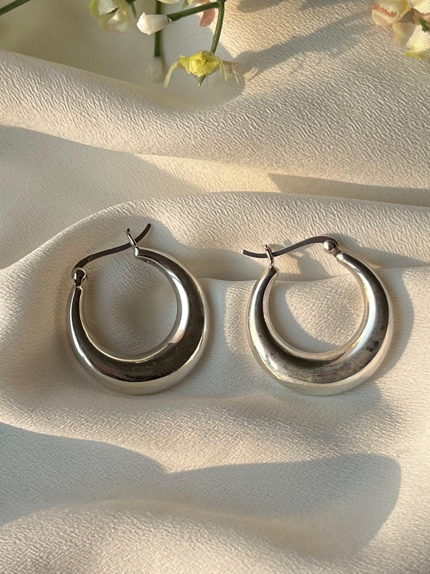 Bold Halo Earring