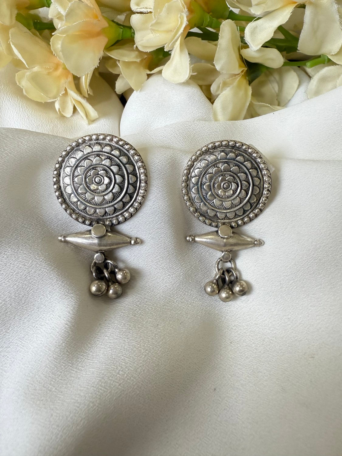 Dholki Ghungru Jhumka