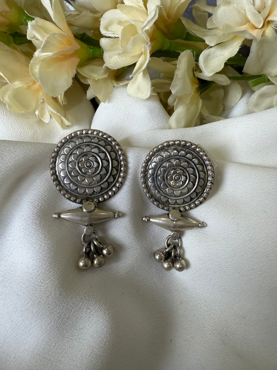 Dholki Ghungru Jhumka