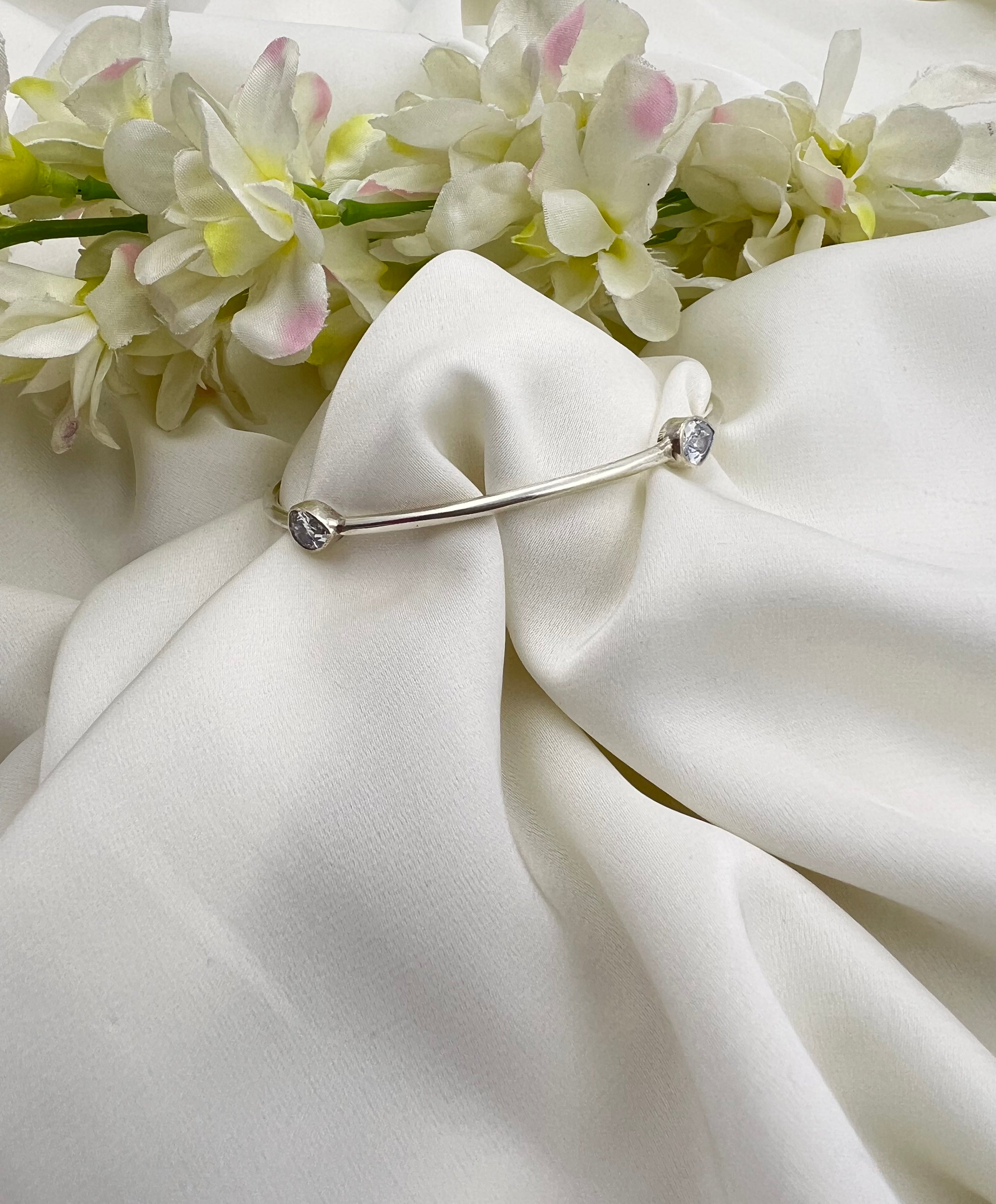 Snowflake Serenity Kada