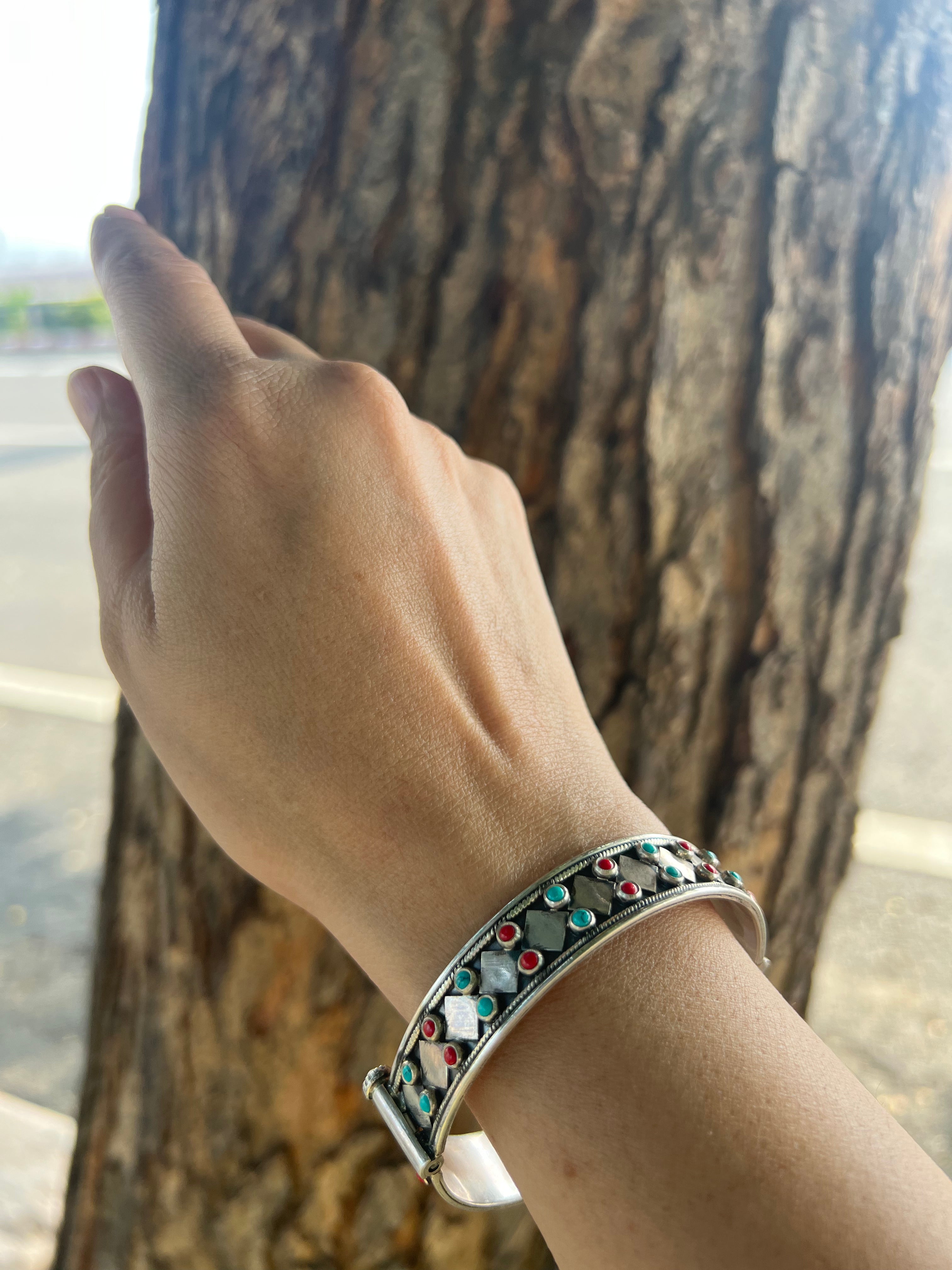 Turquoise Coral Twist Kada