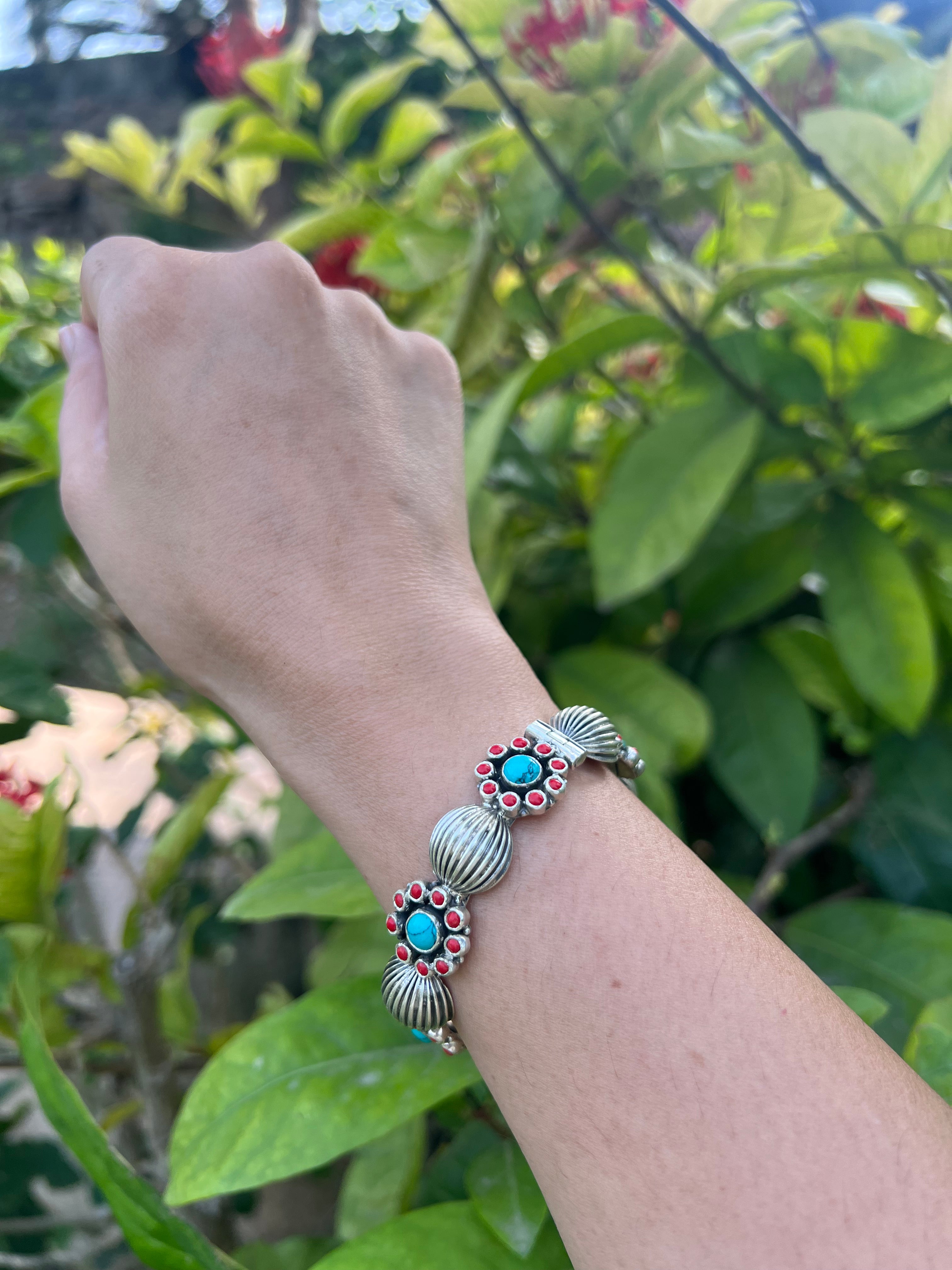 Turquoise Coral Dot Silver Shell Kada