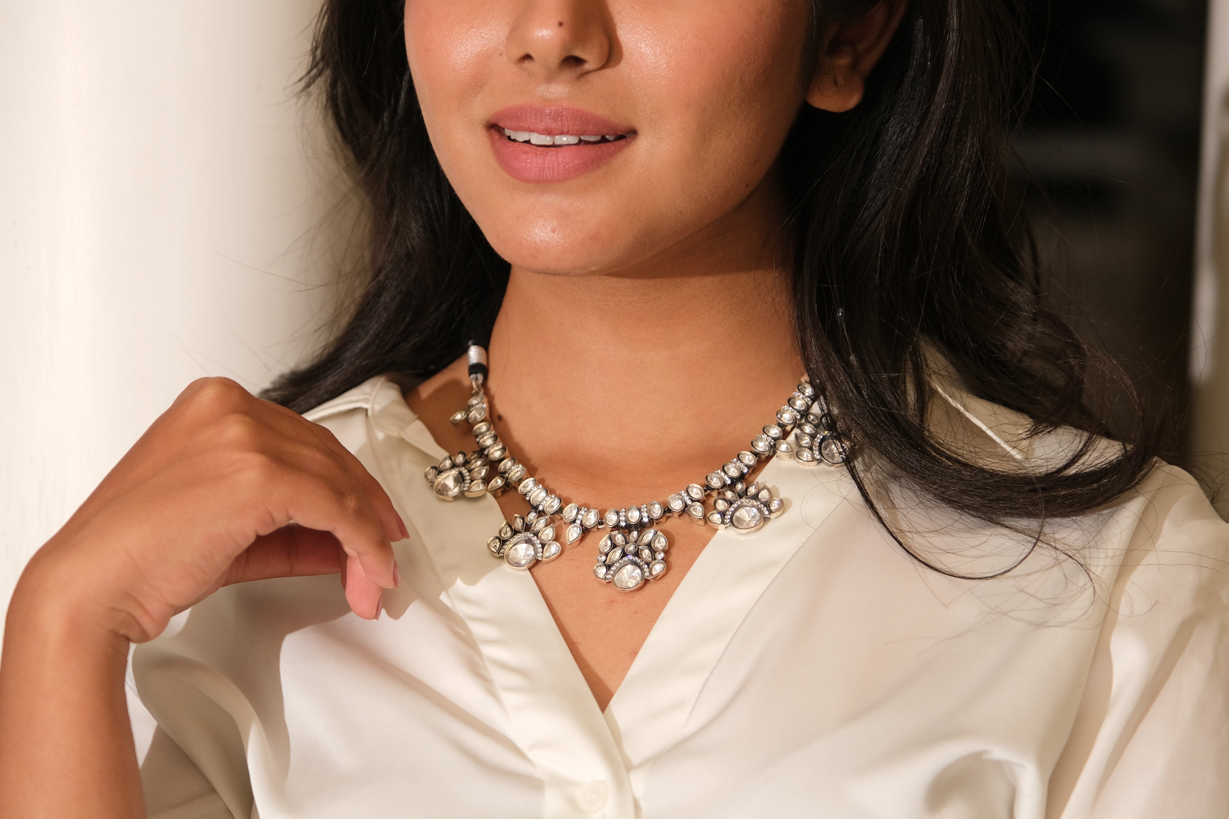 Majestic Kundan Droplet Necklace