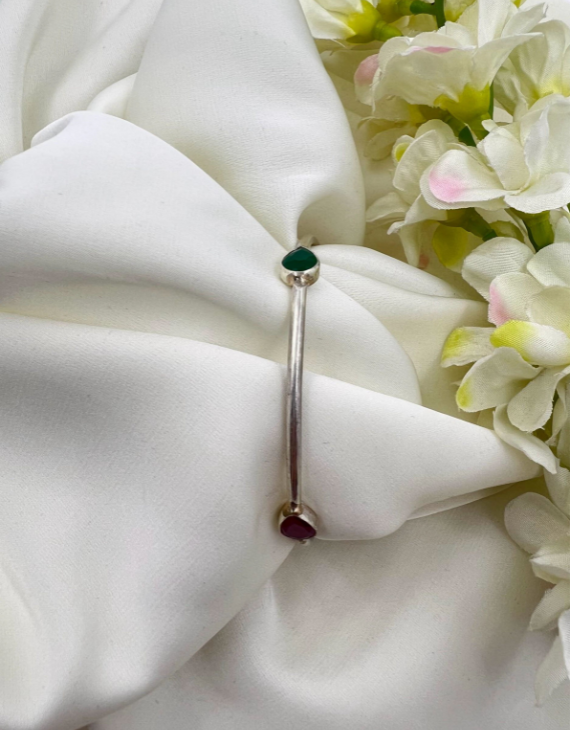 Bewitching Emerald Cascade